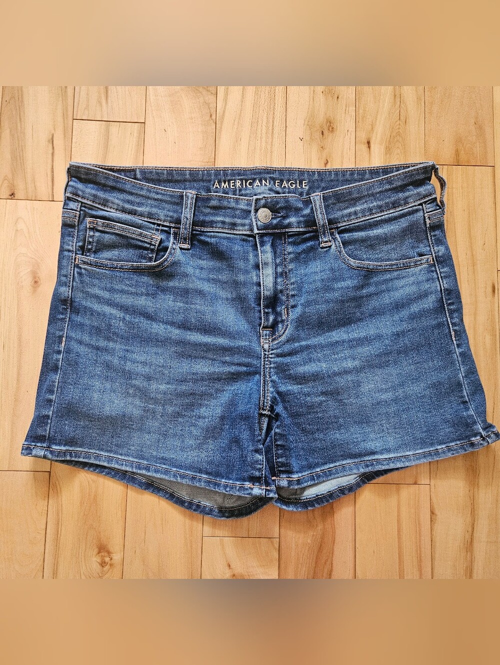 Ae NEXT LEVEL SRETCH LOW RISE MIDI SHORT 10